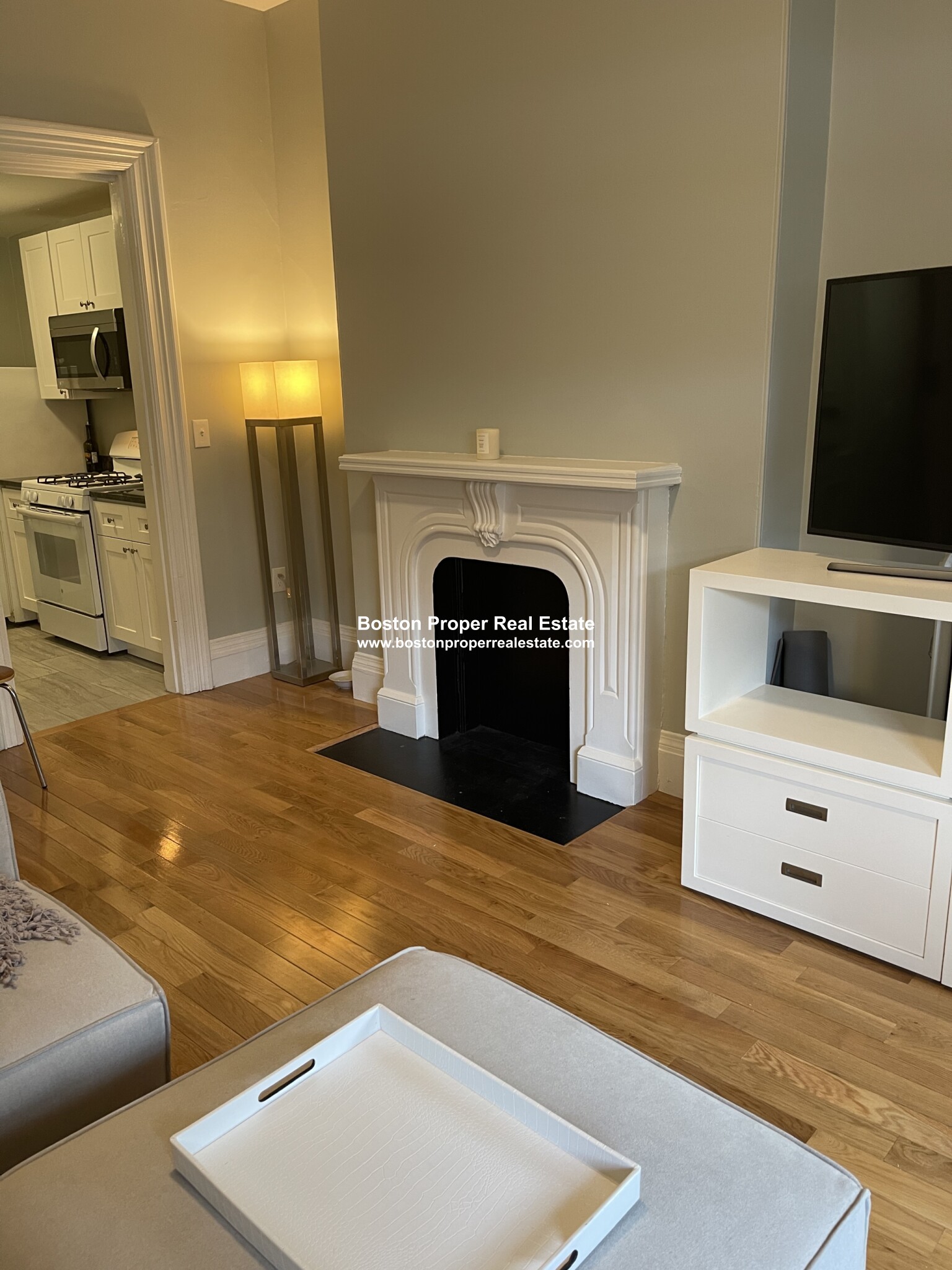 1 bed, 1 bath apartment for rent at 133 Newbury St Unit 3R, Back Bay — photo 10 of 12