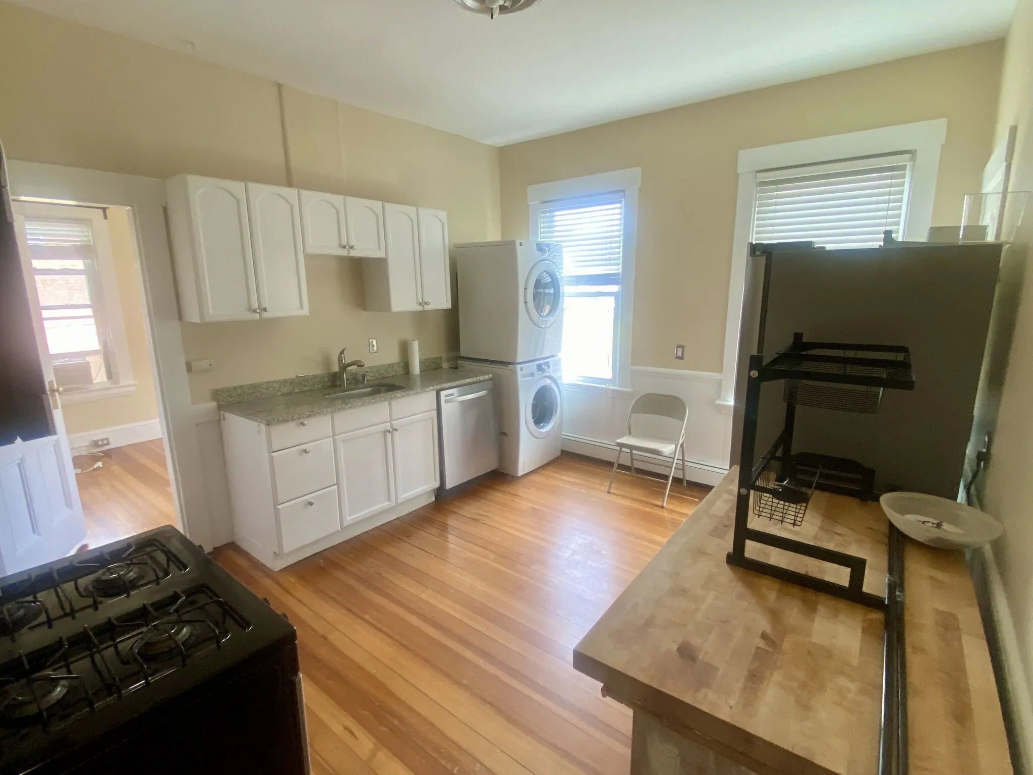 3 bed, 1 bath apartment for rent at 133 Otis St Unit 2, East Cambridge — photo 17 of 22