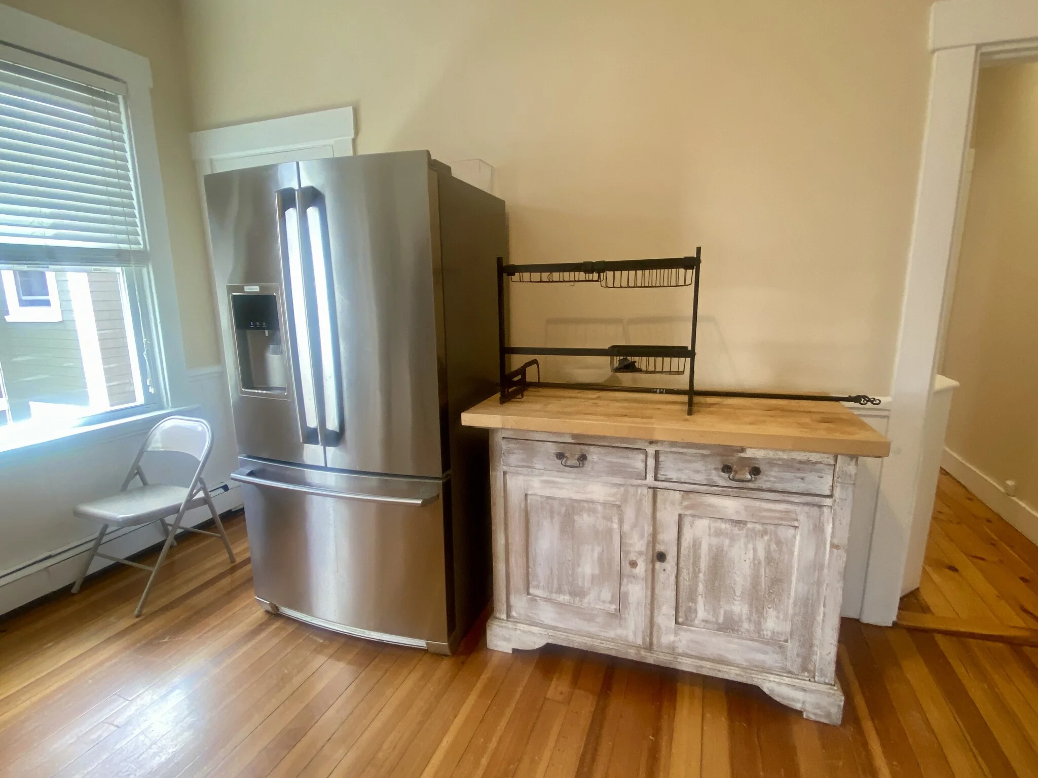3 bed, 1 bath apartment for rent at 133 Otis St Unit 2, East Cambridge — photo 22 of 22
