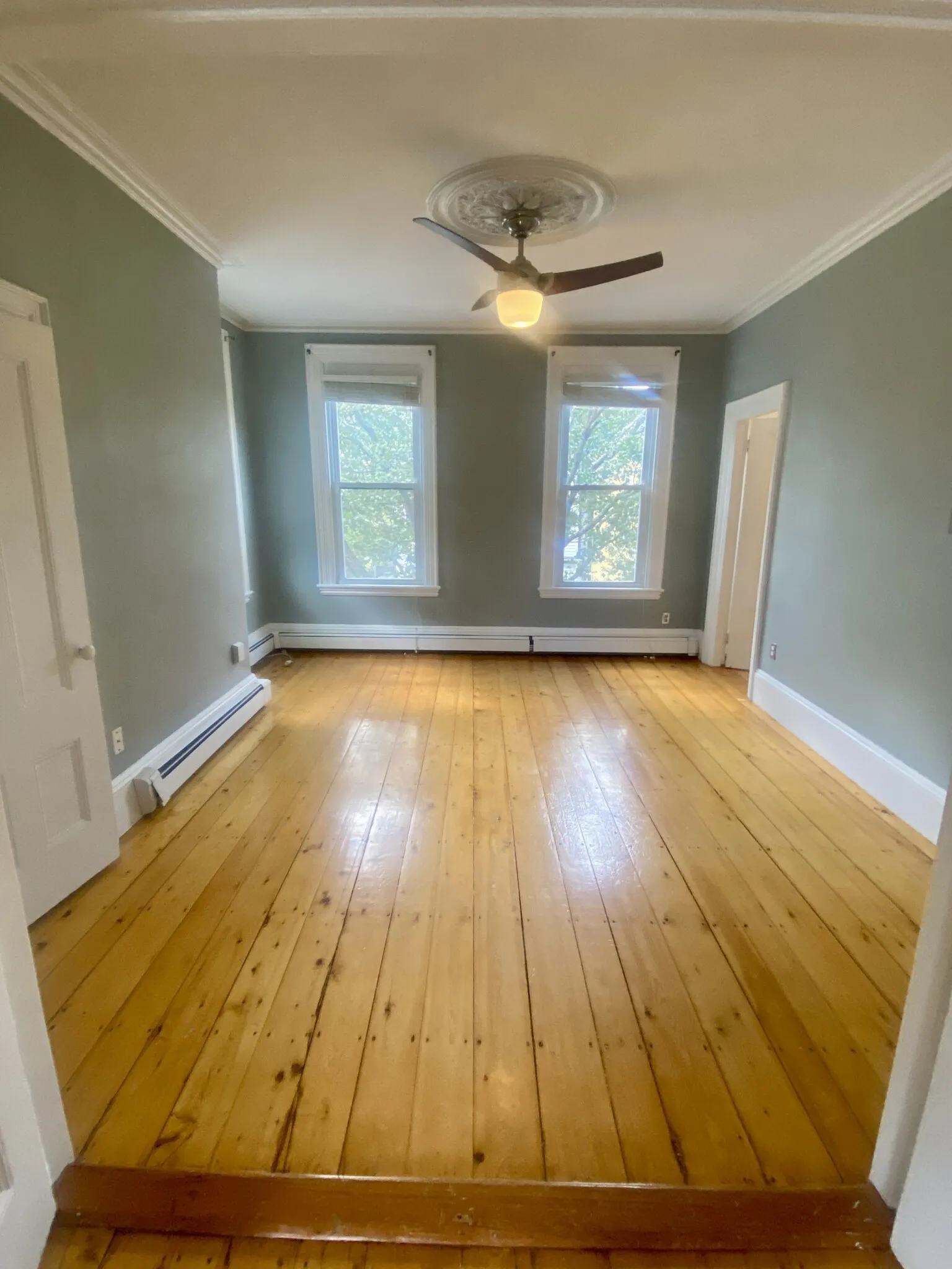 3 bed, 1 bath apartment for rent at 133 Otis St Unit 2, East Cambridge — photo 10 of 22