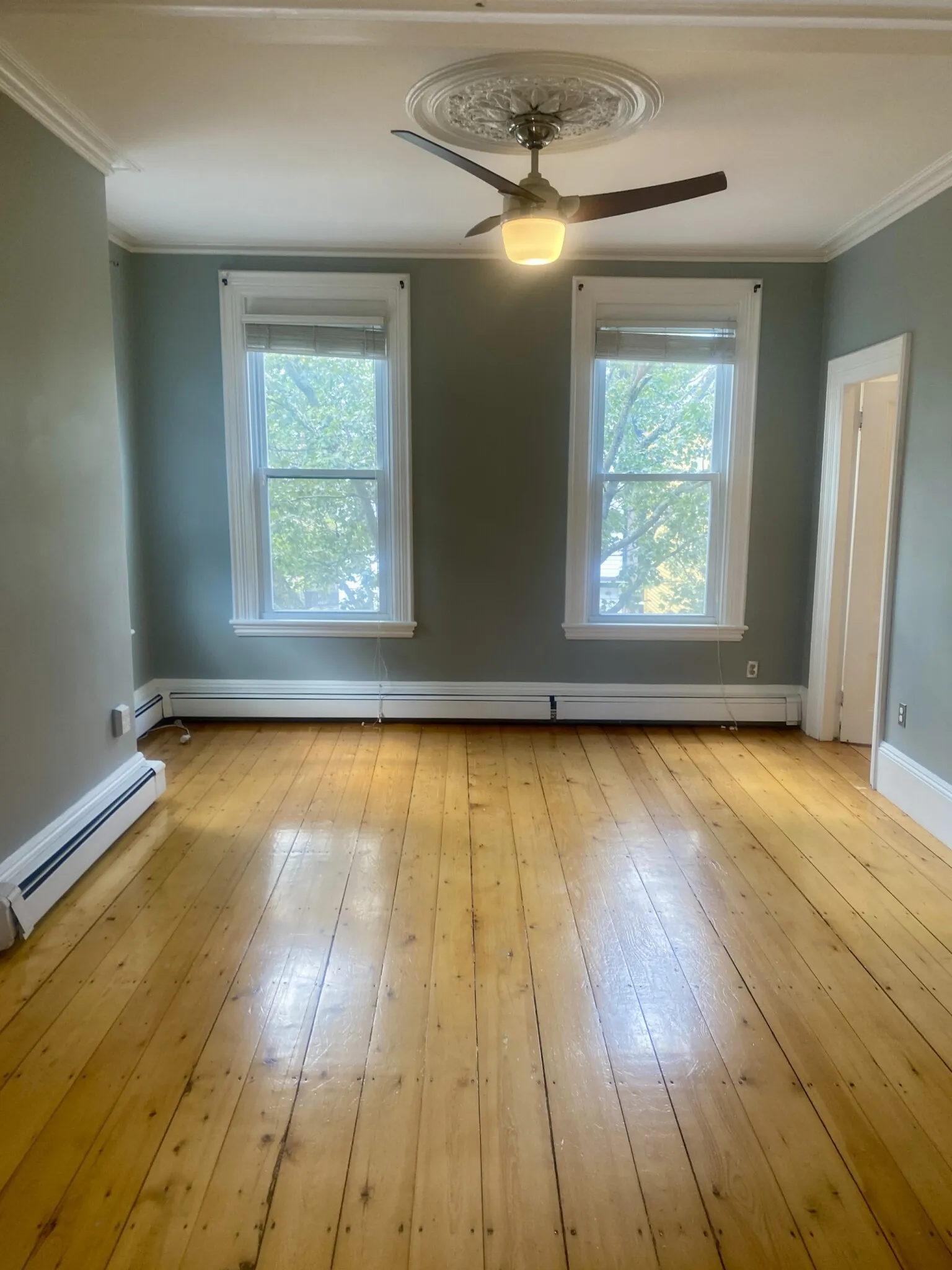3 bed, 1 bath apartment for rent at 133 Otis St Unit 2, East Cambridge — photo 9 of 22