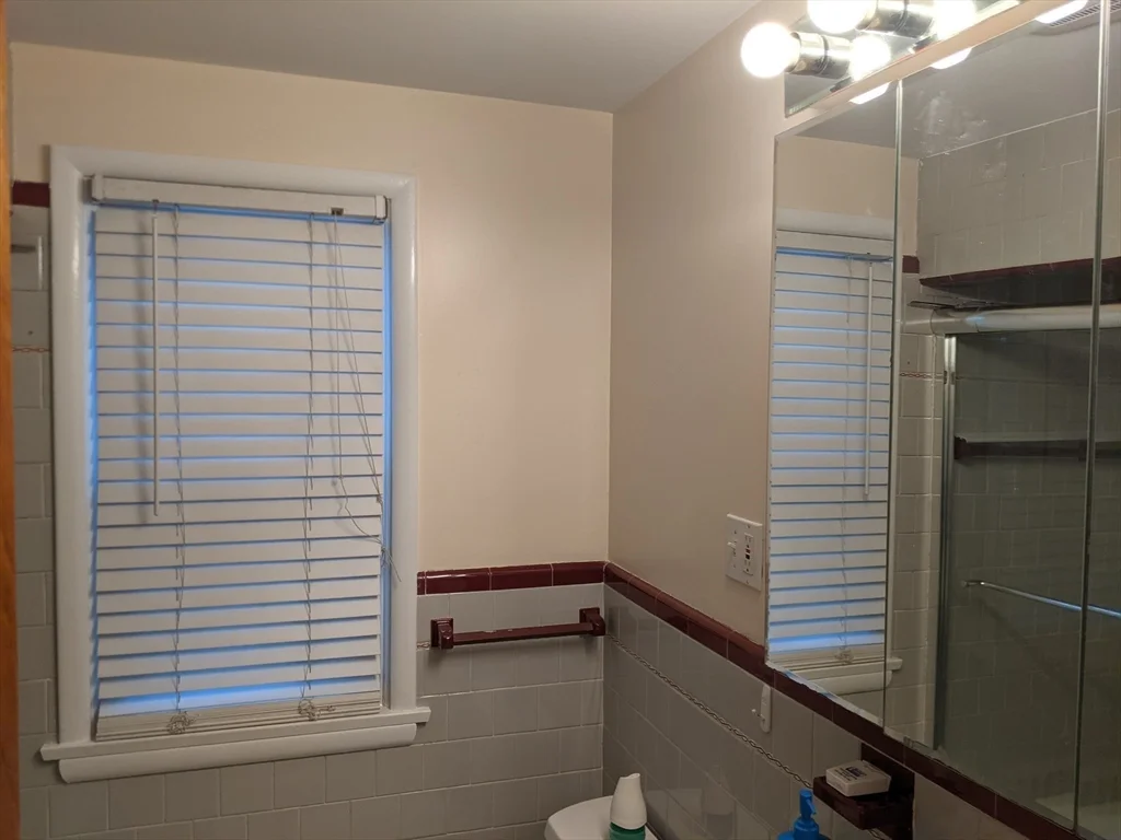 4 bed, 2 bath apartment for rent at 133 Park Ave Unit 133, Arlington — photo 13 of 30