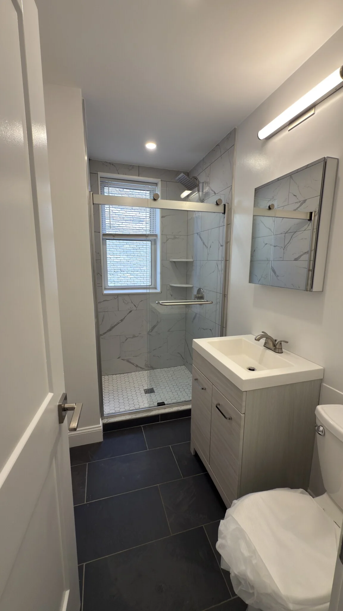 Studio bed, 1 bath apartment for rent at 133 Park Dr Unit 17F, Fenway — photo 6 of 7