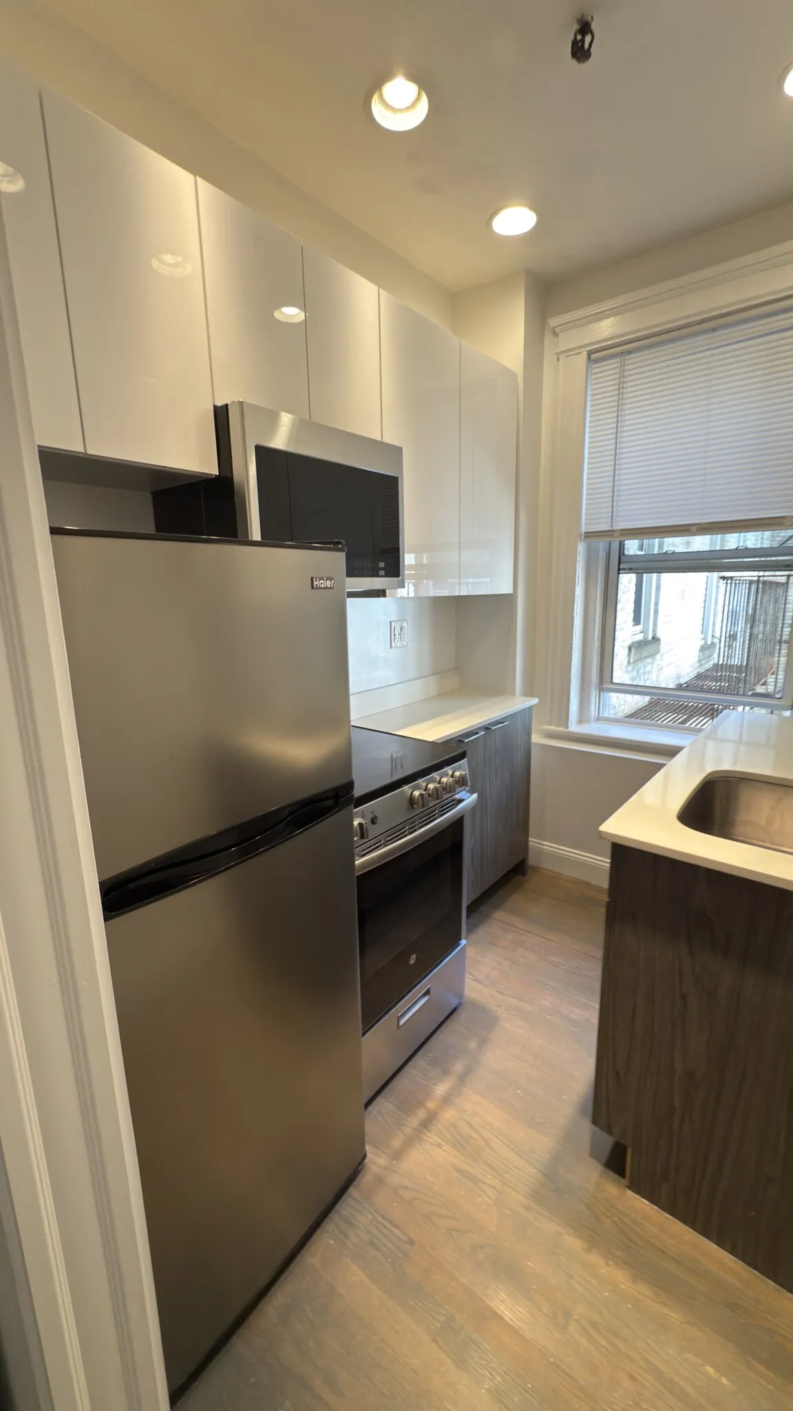 Studio bed apartment for rent at 133 Park Dr Unit 25D, Fenway