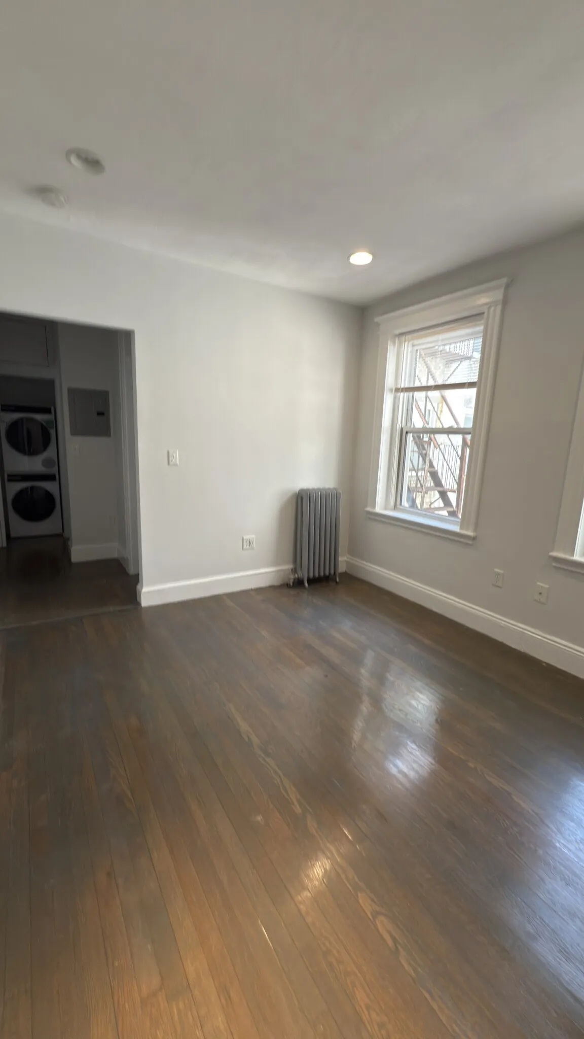 Studio bed apartment for rent at 133 Park Dr Unit 25D, Fenway — photo 5 of 11
