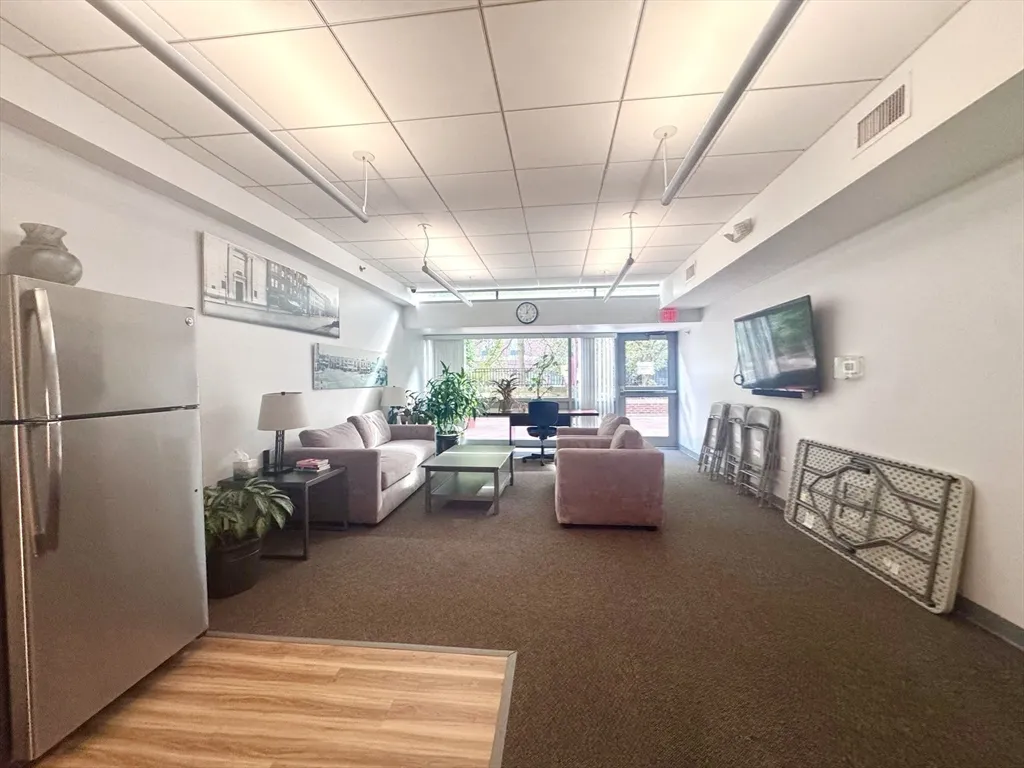 2 bed, 1 bath apartment for rent at 133 Park St Unit 1403, Coolidge Corner — photo 18 of 25