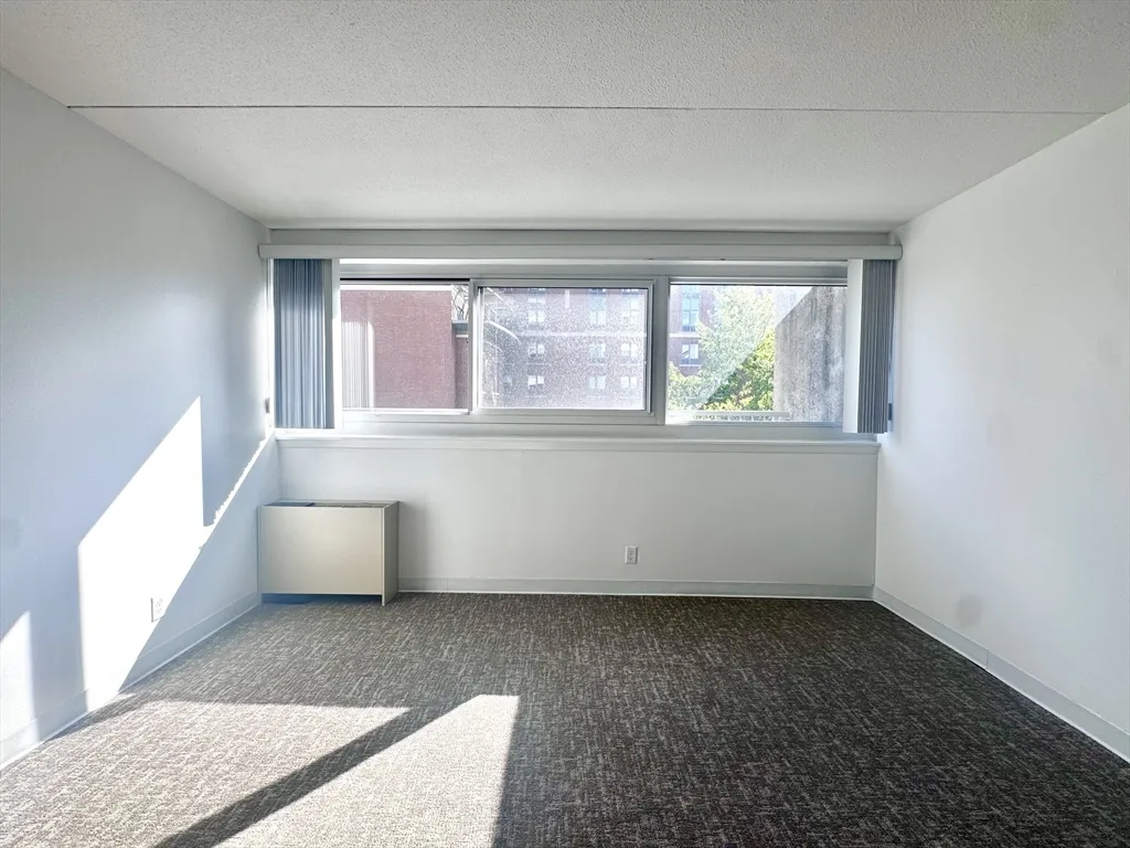 2 bed, 1 bath apartment for rent at 133 Park St Unit 1403, Coolidge Corner — photo 8 of 25