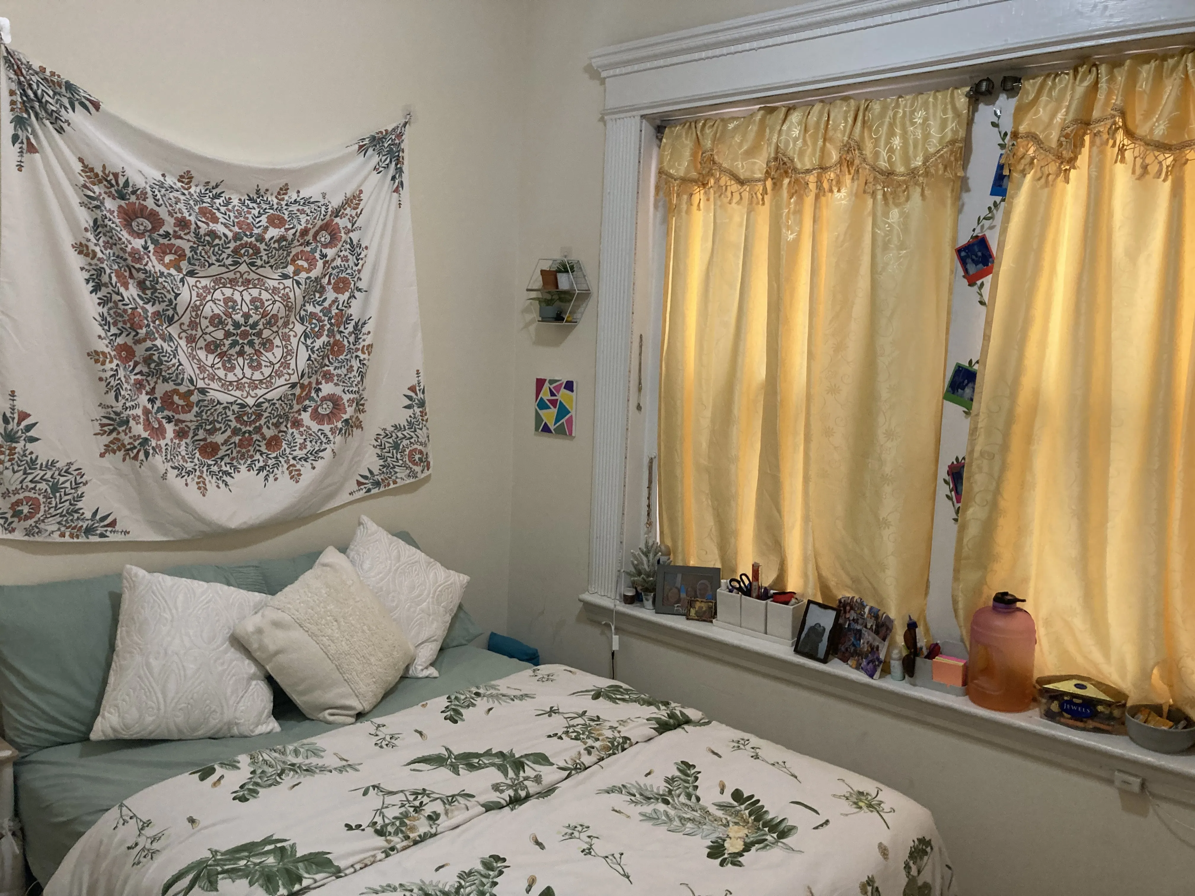 3 bed, 1 bath apartment for rent at 133 Peterborough St Unit 2, Fenway — photo 8 of 12