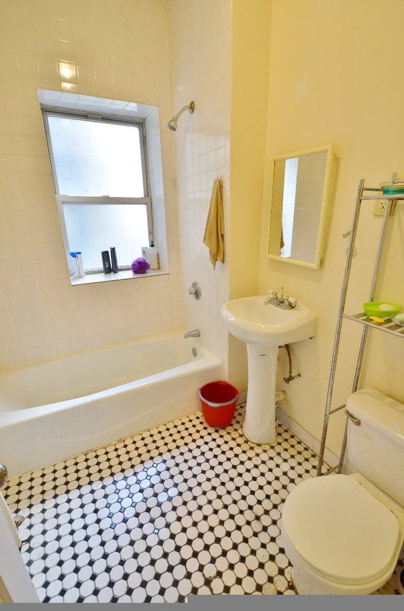 3 bed, 1 bath apartment for rent at 133 Peterborough St Unit 2, Fenway — photo 12 of 12