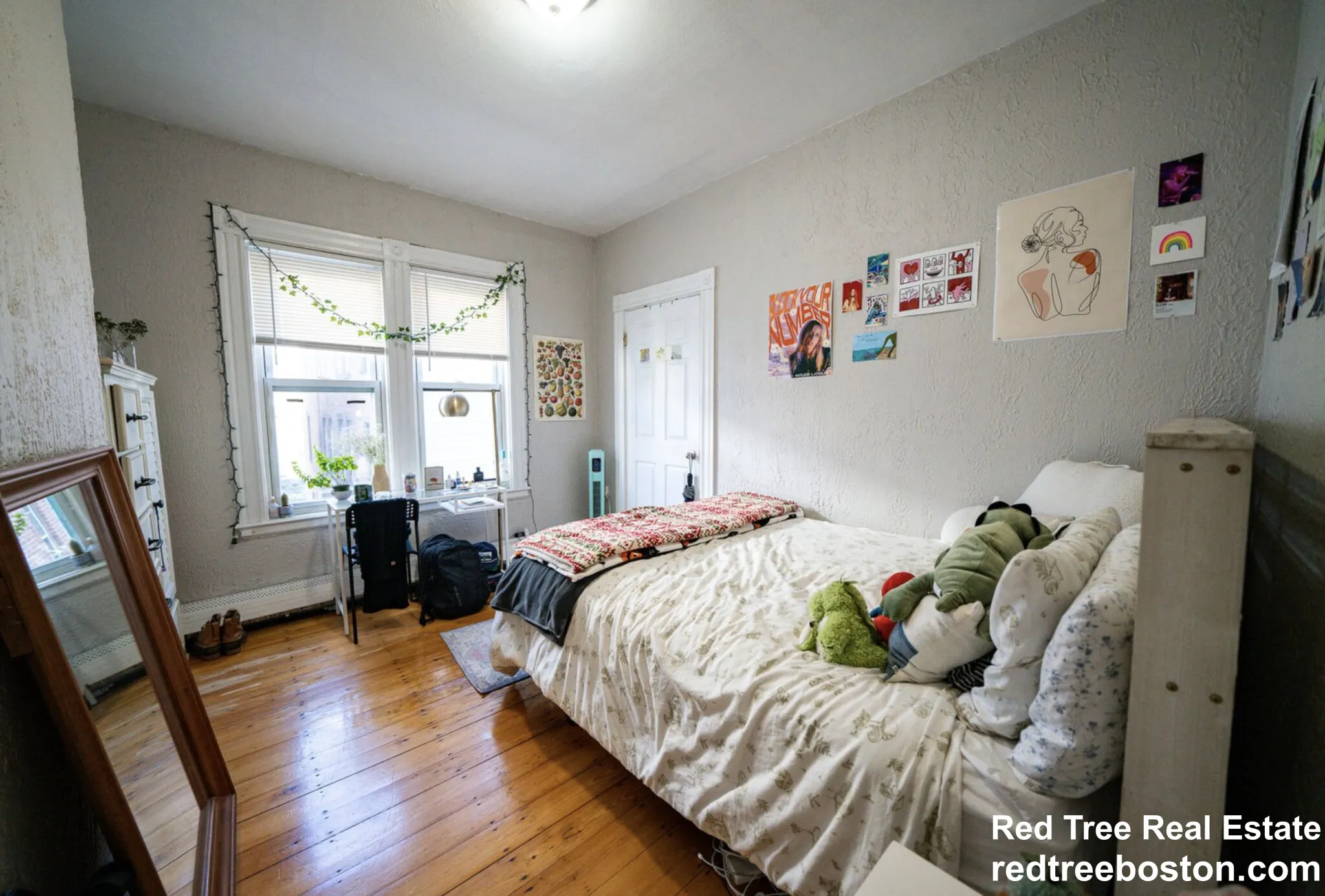 4 bed, 1.5 bath apartment for rent at 133 Saint Alphonsus St Unit 3, Mission Hill — photo 1 of 18
