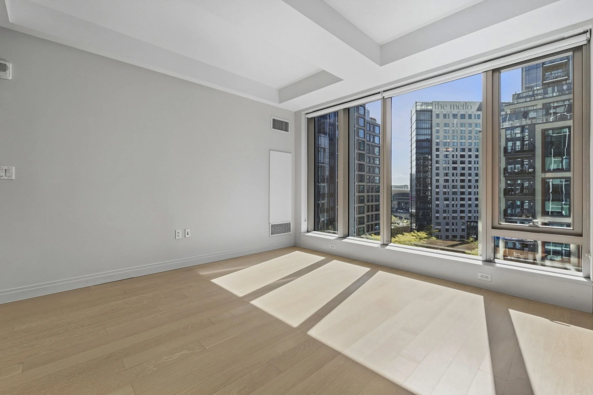 1 bed, 1 bath apartment for rent at 133 Seaport Blvd Unit 1107, South Boston — photo 5 of 36
