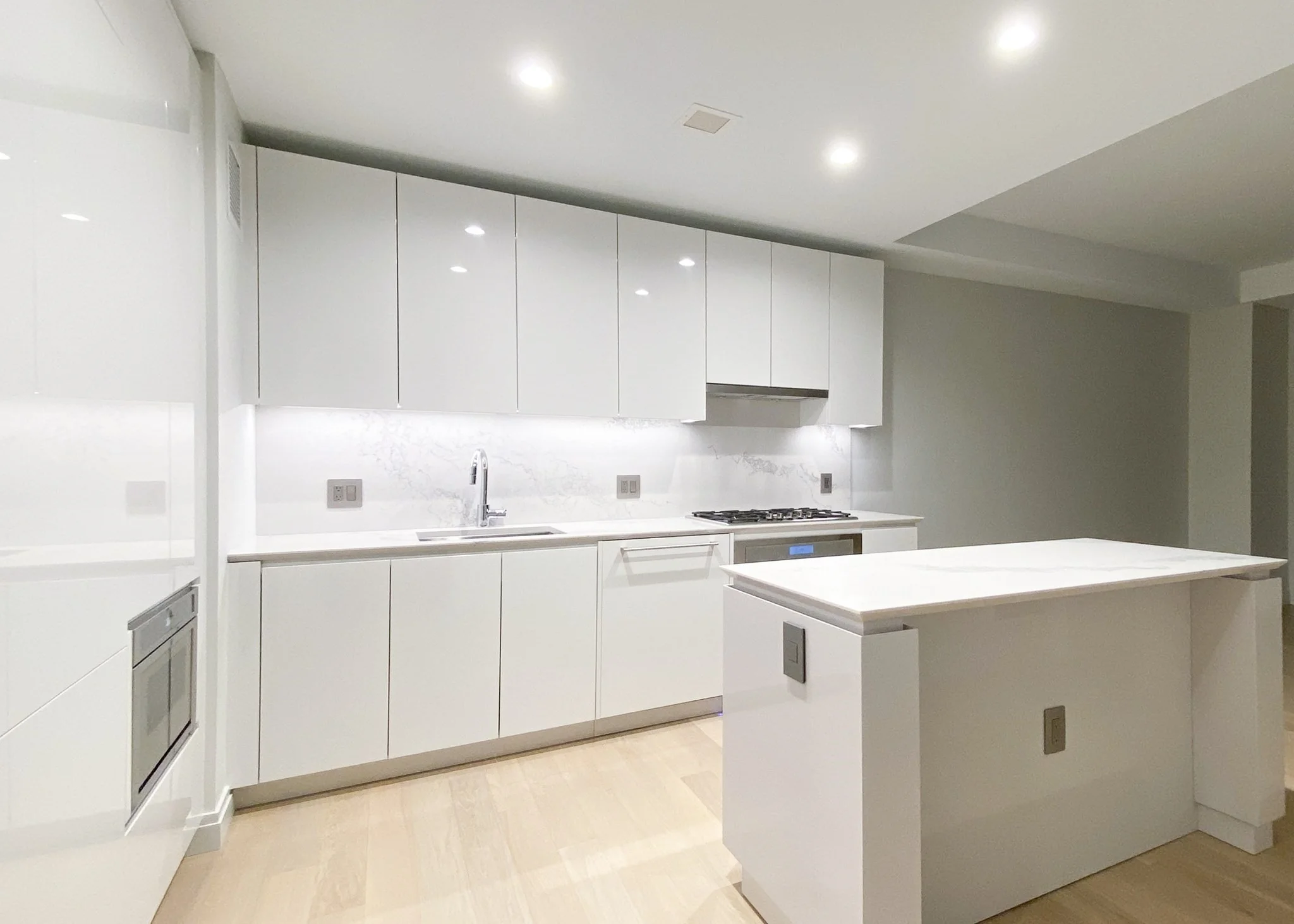 2 bed, 1 bath apartment for rent at 133 Seaport Blvd Unit 1116, South Boston — photo 6 of 38