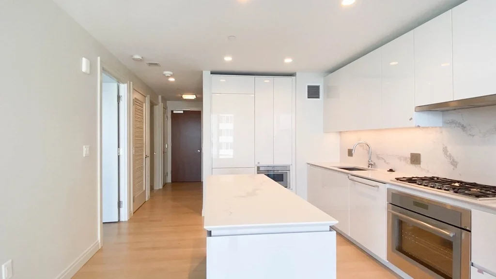 2 bed, 1 bath apartment for rent at 133 Seaport Blvd Unit 1116, South Boston — photo 9 of 38