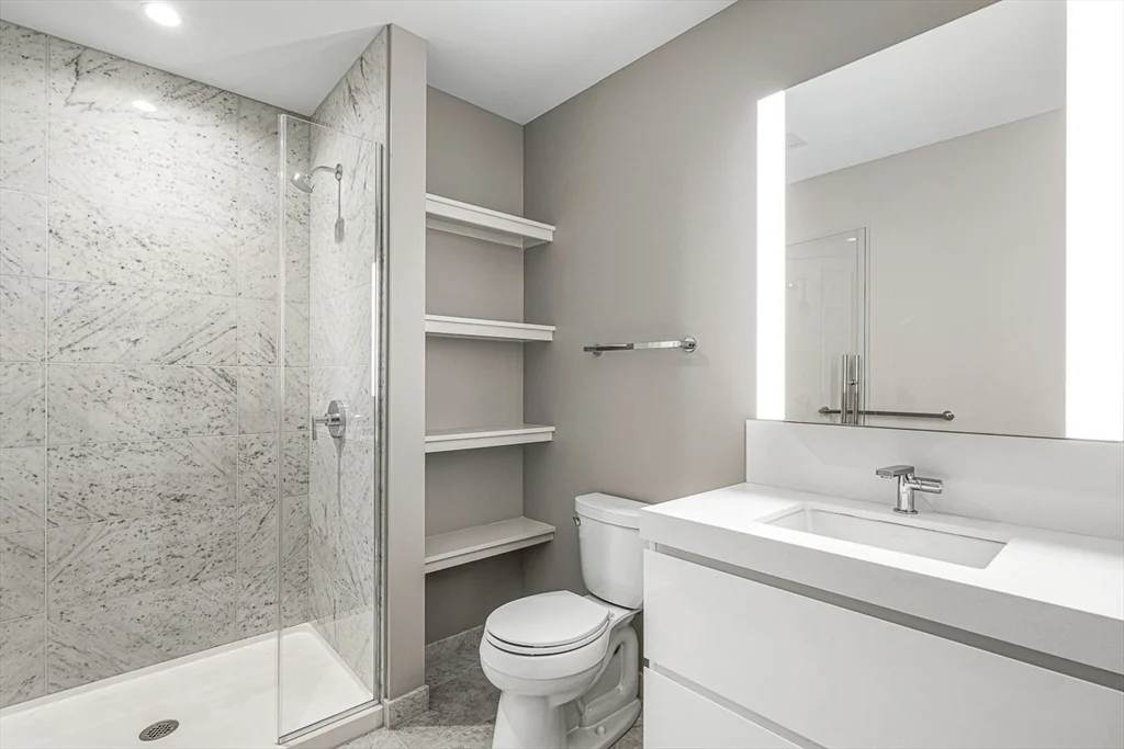 1 bed, 1 bath apartment for rent at 133 Seaport Blvd Unit 1516, Seaport District — photo 11 of 27