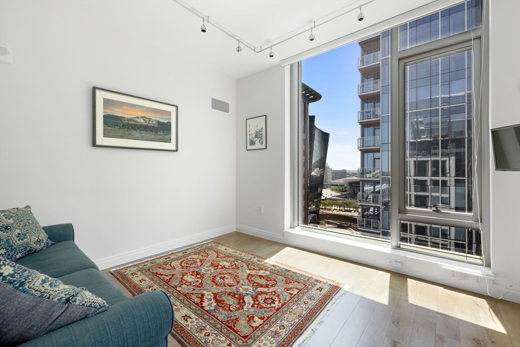 2 bed, 2 bath apartment for rent at 133 Seaport Blvd Unit 1723, Seaport District — photo 11 of 15