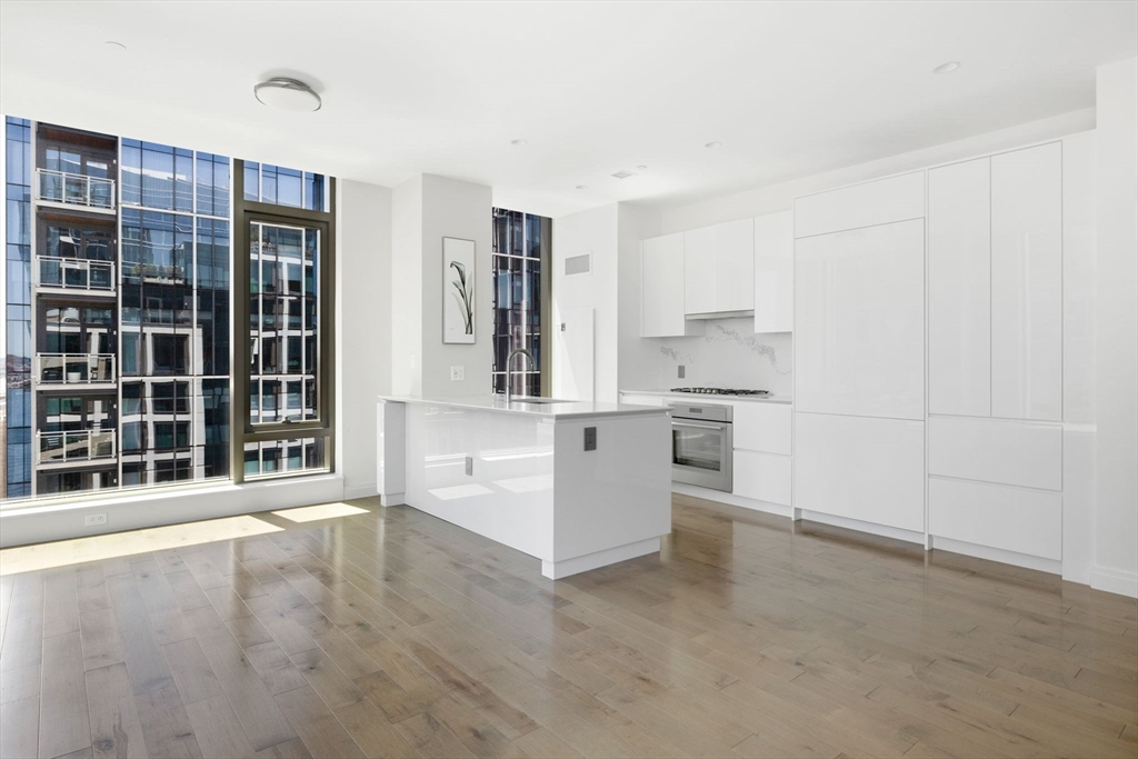 2 bed, 2 bath apartment for rent at 133 Seaport Blvd Unit 1723, Seaport District — photo 3 of 15