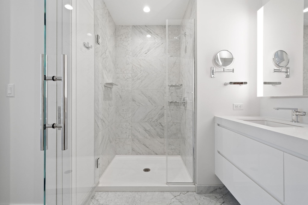 2 bed, 2 bath apartment for rent at 133 Seaport Blvd Unit 1723, Seaport District — photo 14 of 15