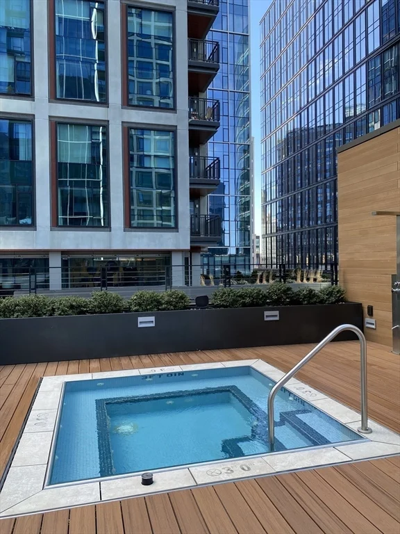 2 bed, 2 bath apartment for rent at 133 Seaport Blvd Unit 1902, Seaport District — photo 32 of 42