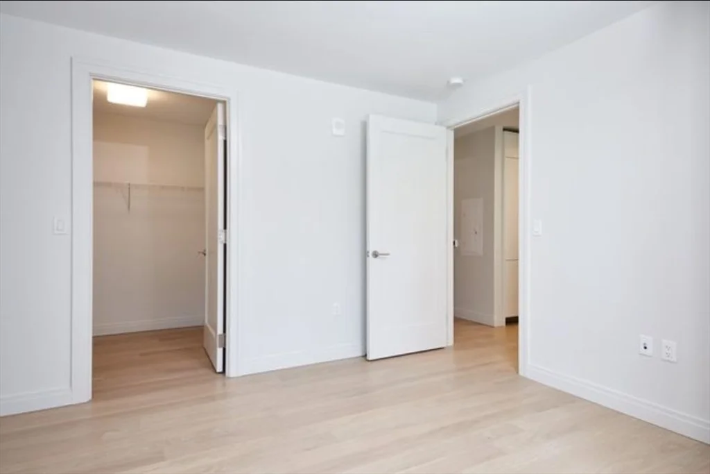 1 bed, 1 bath apartment for rent at 133 Seaport Blvd Unit 619, Seaport District — photo 9 of 13