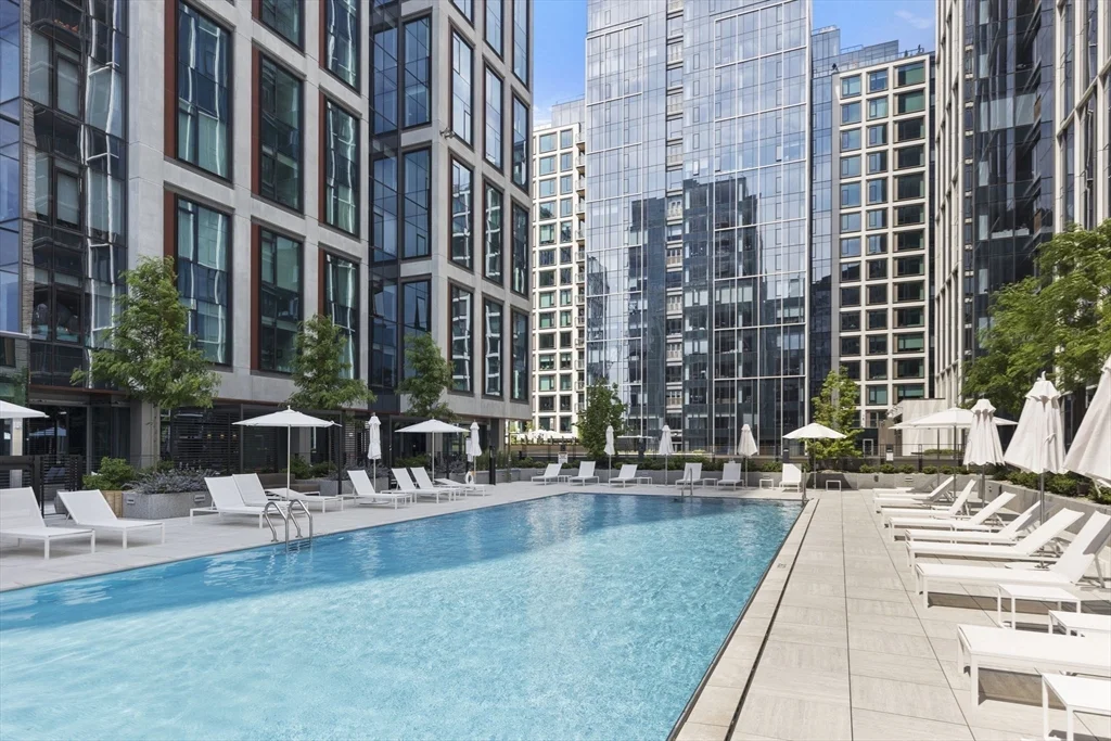 1 bed, 1 bath apartment for rent at 133 Seaport Blvd Unit 901, Seaport District — photo 17 of 26