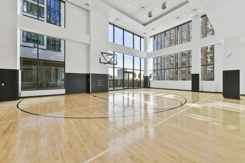 1 bed, 1 bath apartment for rent at 133 Seaport Blvd Unit 901, Seaport District — photo 19 of 26