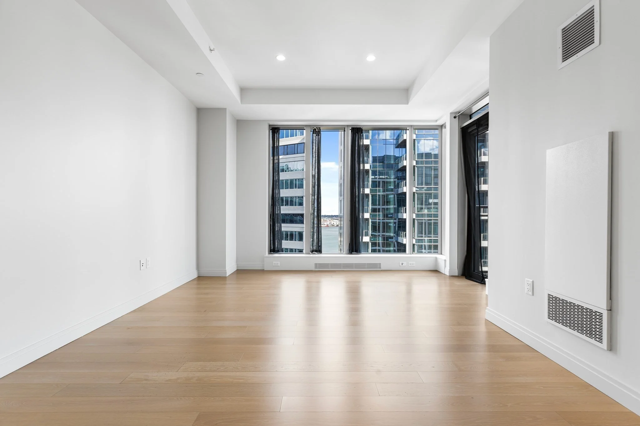 2 bed, 2.5 bath apartment for rent at 133 Seaport Boulevard Unit 1916, South Boston — photo 6 of 32