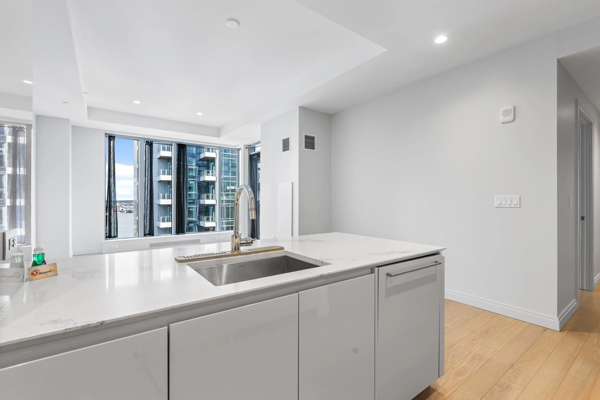 2 bed, 2.5 bath apartment for rent at 133 Seaport Boulevard Unit 1916, South Boston — photo 9 of 32