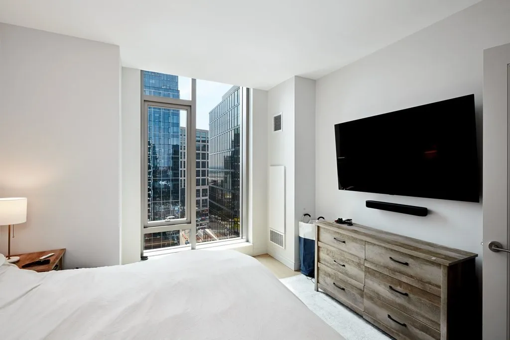 2 bed, 2 bath apartment for rent at 133 Seaport Unit 1703, South Boston — photo 8 of 27