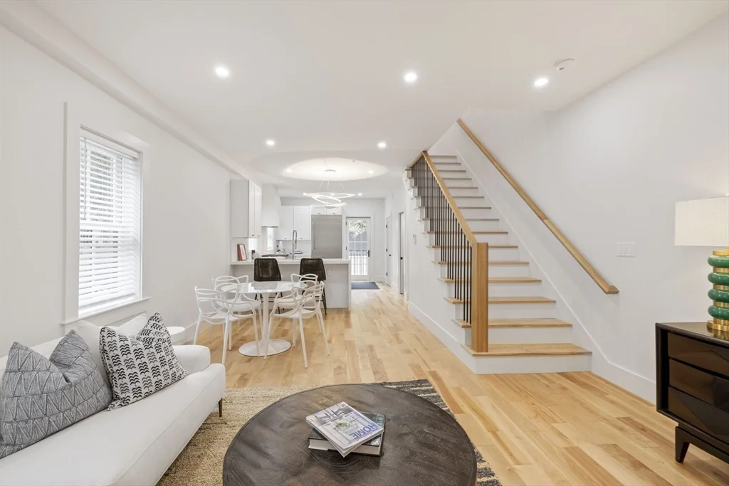 3 bed, 2 bath apartment for rent at 133 Spring St Unit 2, East Cambridge — photo 1 of 31