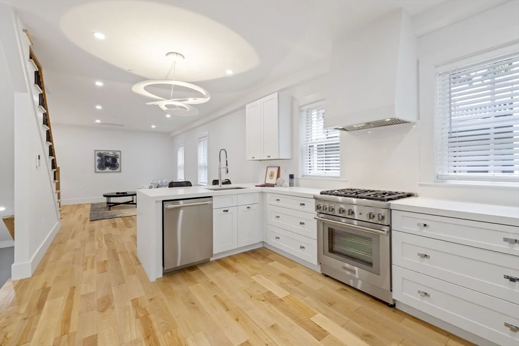 3 bed, 2 bath apartment for rent at 133 Spring St Unit 2, East Cambridge — photo 8 of 31