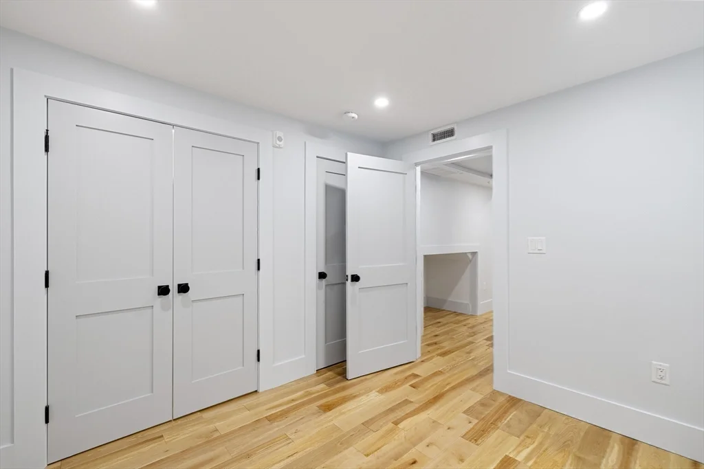 3 bed, 2 bath apartment for rent at 133 Spring St Unit 2, East Cambridge — photo 24 of 31