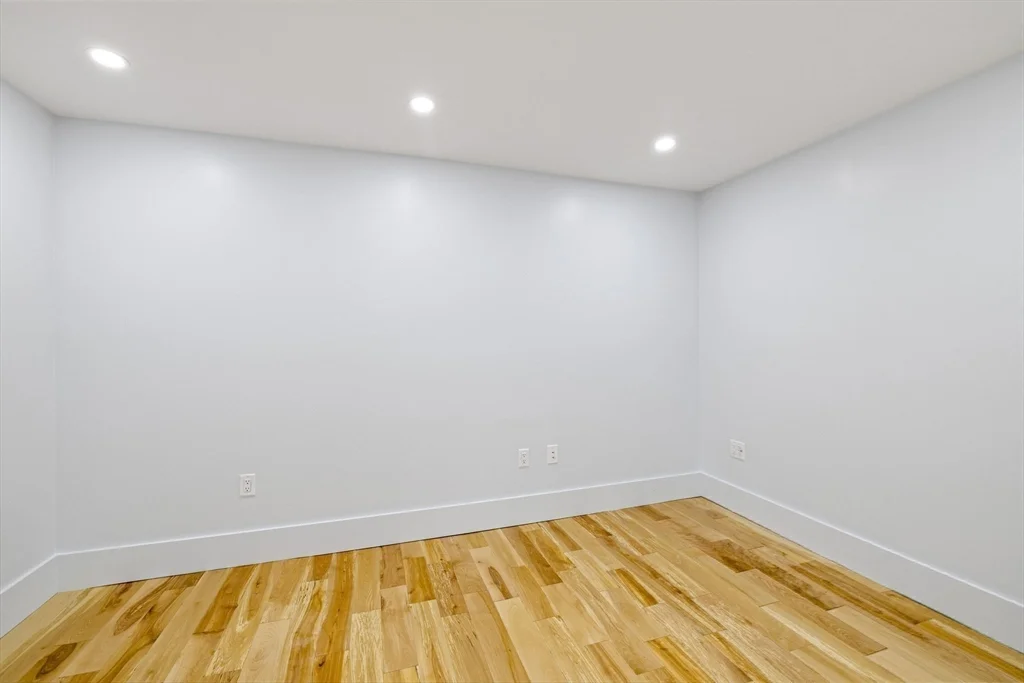 3 bed, 2 bath apartment for rent at 133 Spring St Unit 2, East Cambridge — photo 22 of 31