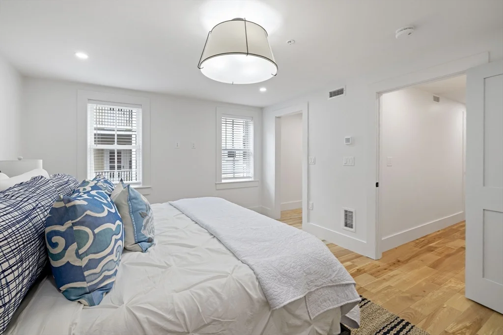 3 bed, 2 bath apartment for rent at 133 Spring St Unit 2, East Cambridge — photo 10 of 31