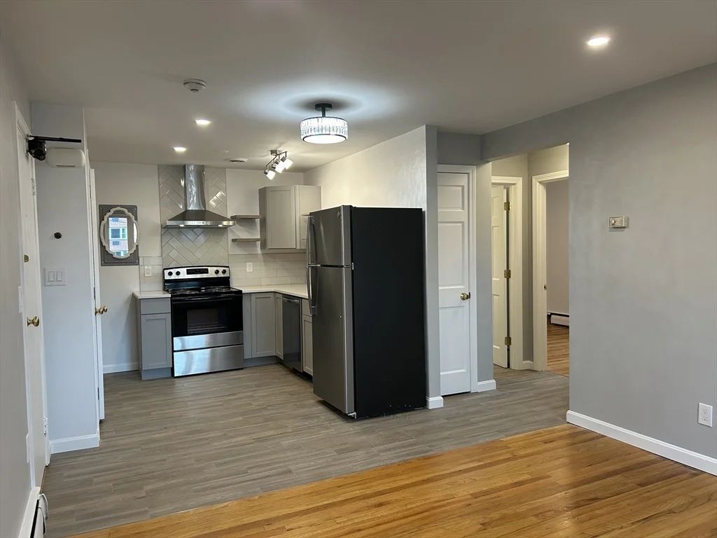 2 bed, 1 bath apartment for rent at 133 Warren St Unit 6, Watertown — photo 9 of 27