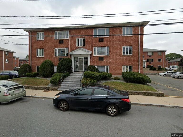 2 bed, 1 bath apartment for rent at 133 Warren St Unit 8, Watertown — photo 1 of 7