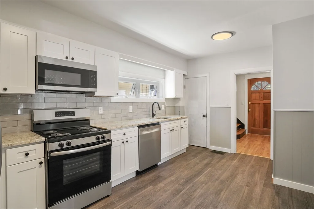 5 bed, 2 bath apartment for rent at 133 Winthrop St, Medford — photo 2 of 20