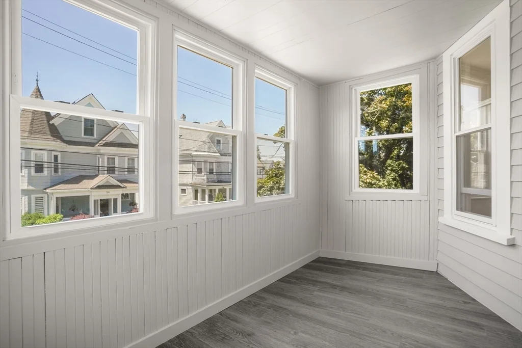 5 bed, 2 bath apartment for rent at 133 Winthrop St, Medford — photo 9 of 20