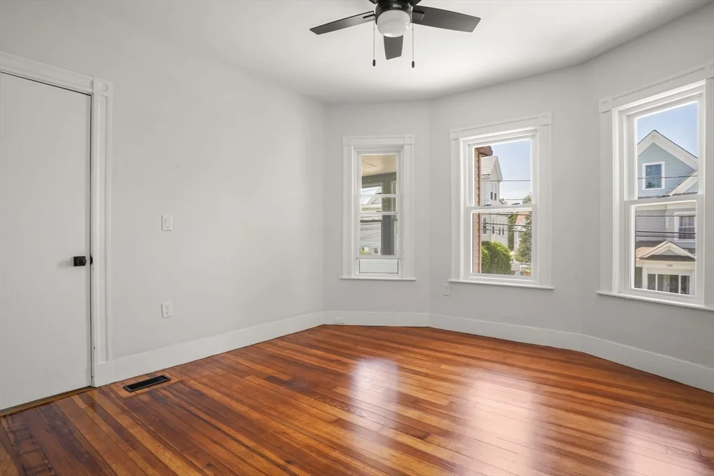 5 bed, 2 bath apartment for rent at 133 Winthrop St, Medford — photo 7 of 20
