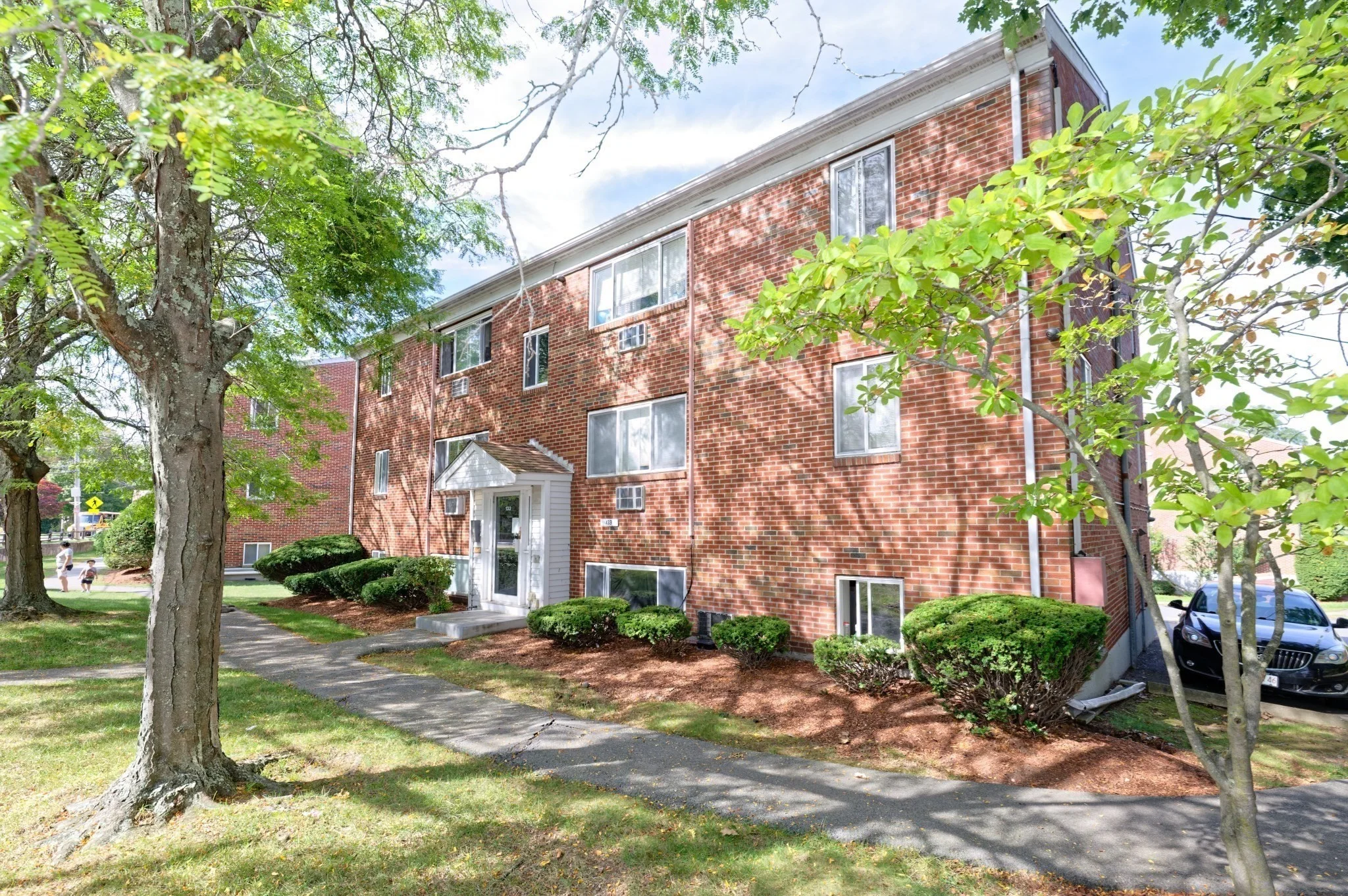 1 bed, 1 bath apartment for rent at 133 Winthrop St Unit 4, Framingham — photo 14 of 17