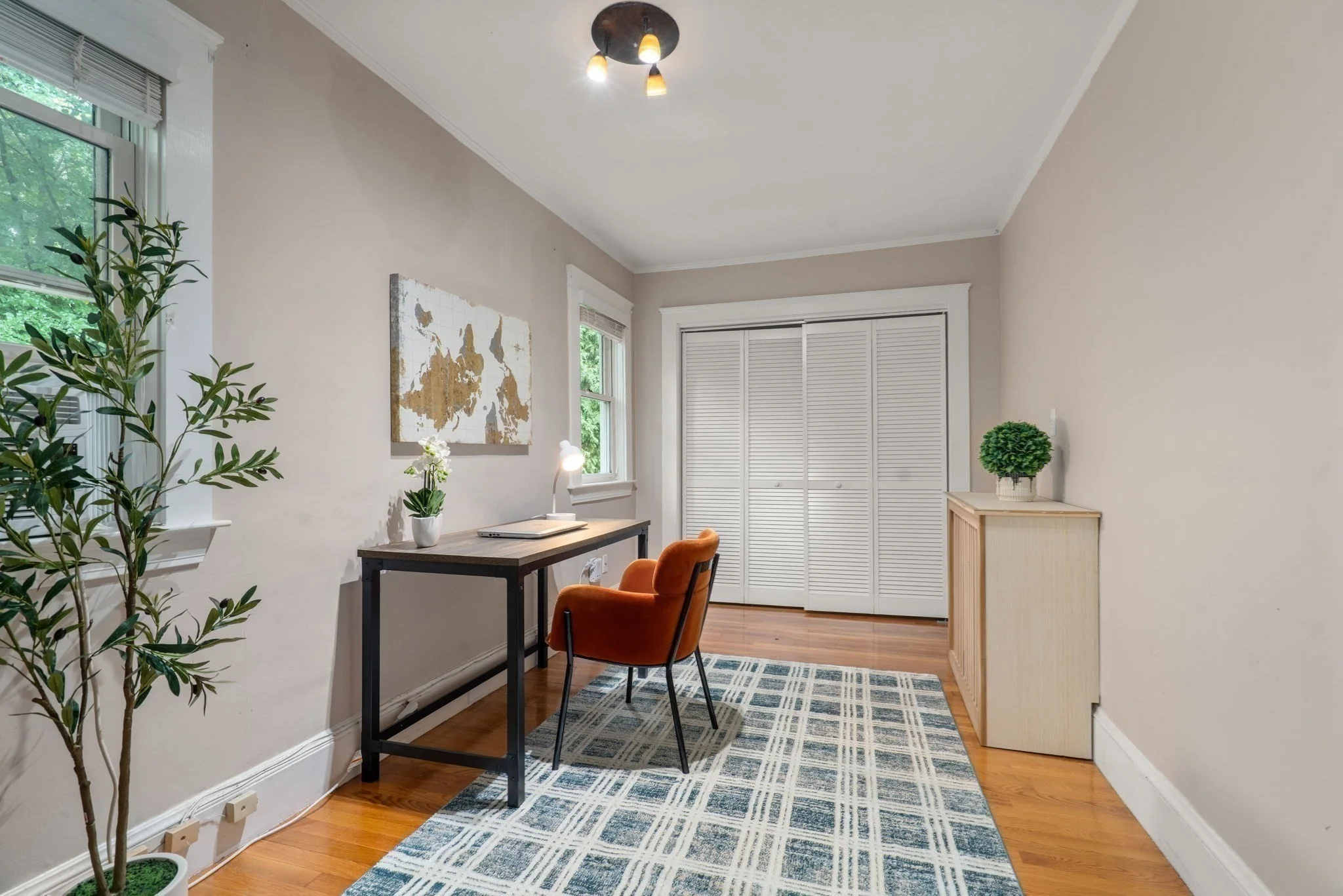 4 bed, 3 bath apartment for rent at 133 Wolcott Rd, Chestnut Hill — photo 17 of 22