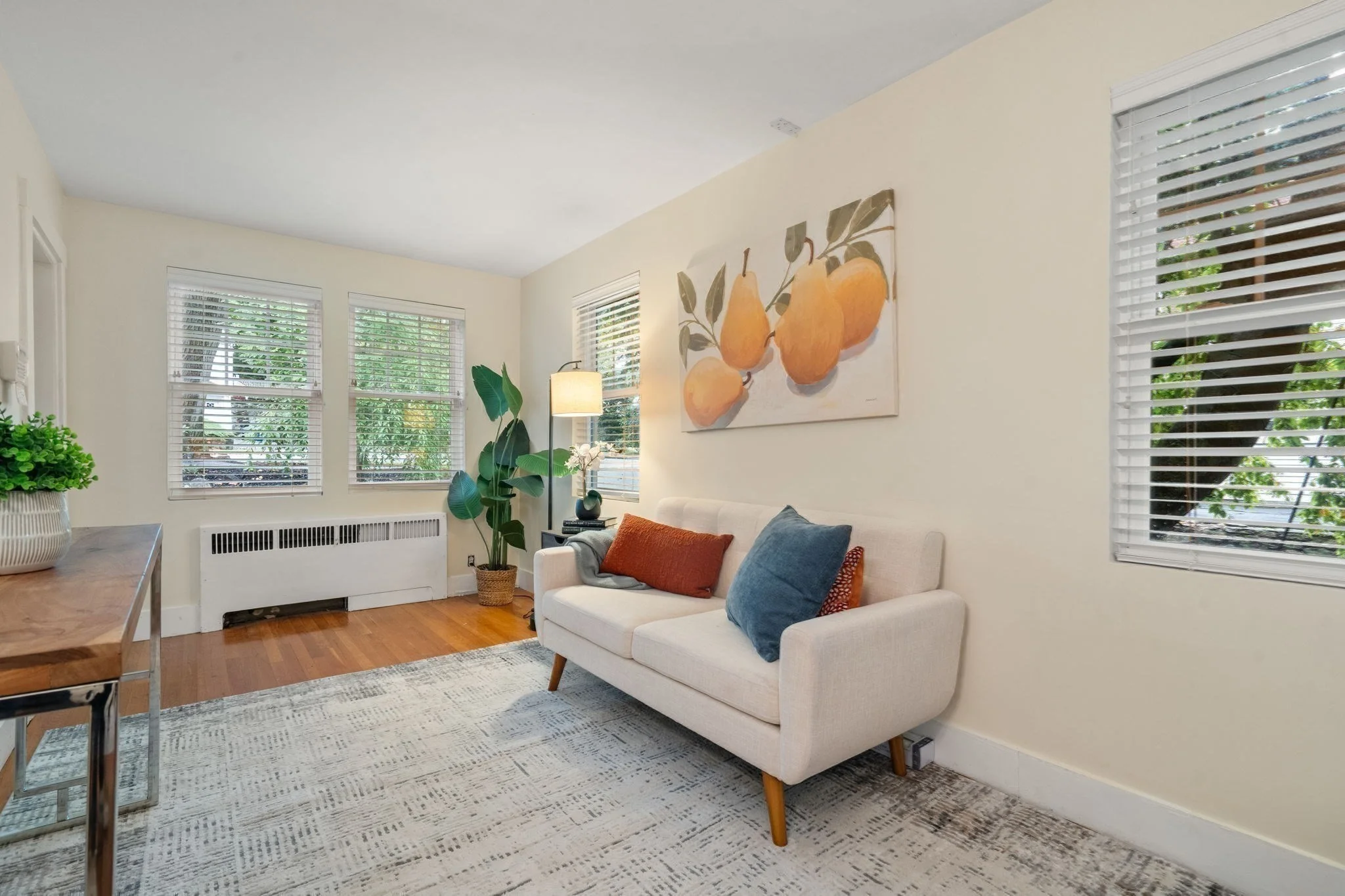 4 bed, 3 bath apartment for rent at 133 Wolcott Rd, Chestnut Hill — photo 10 of 22