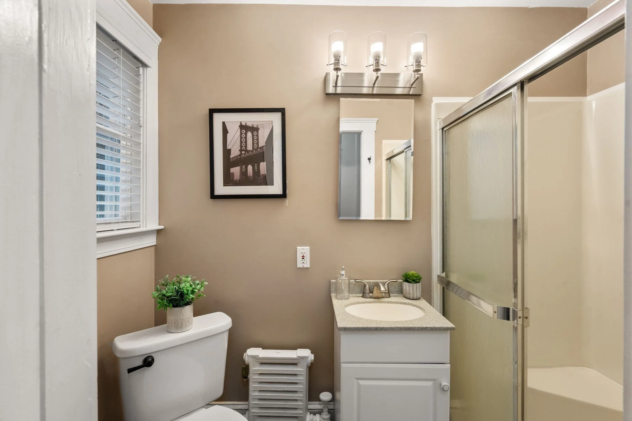 4 bed, 3 bath apartment for rent at 133 Wolcott Rd, Chestnut Hill — photo 18 of 22
