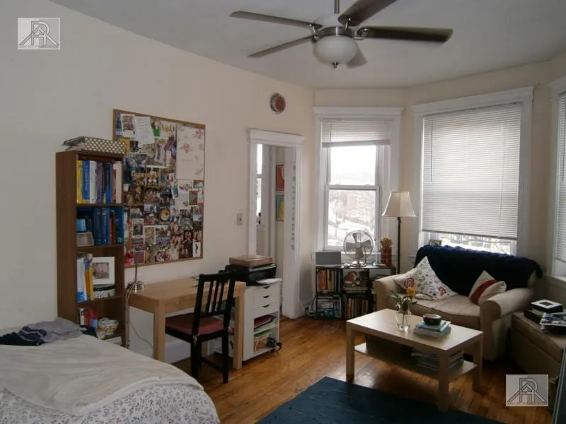 Studio bed, 1 bath apartment for rent at 1330 Commonwealth Ave Unit 17, Brighton — photo 6 of 10