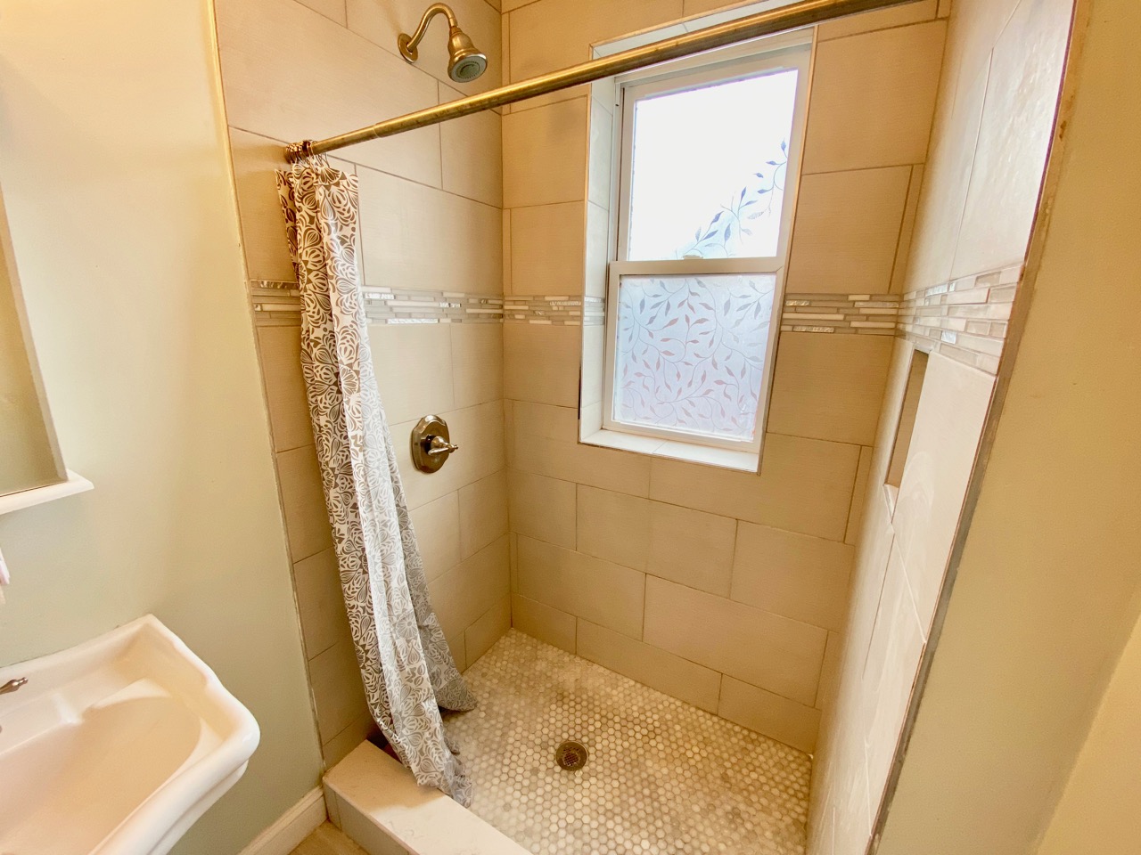 Studio bed, 1 bath apartment for rent at 1330 Commonwealth Ave Unit 21, Brighton — photo 9 of 14