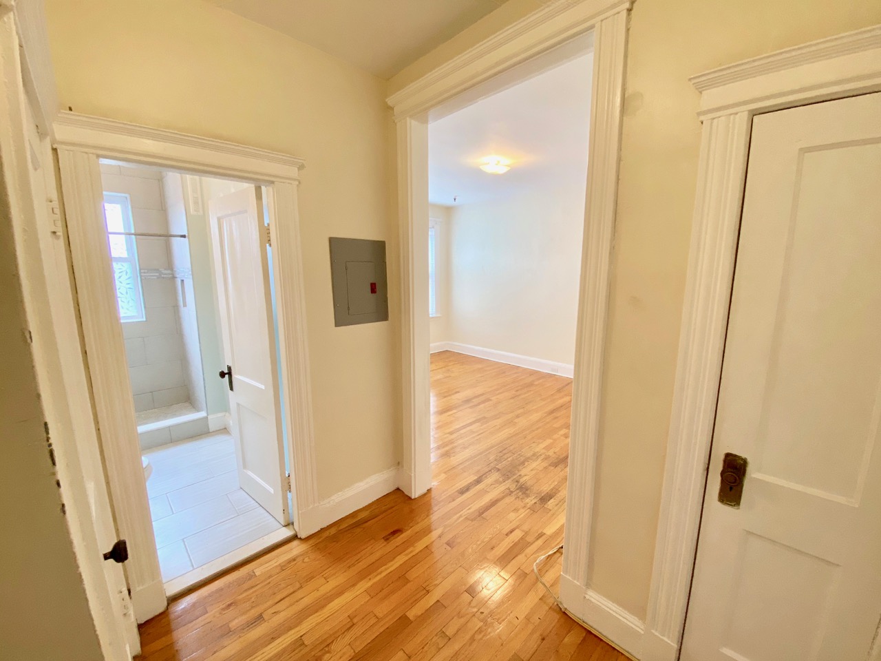Studio bed, 1 bath apartment for rent at 1330 Commonwealth Ave Unit 21, Brighton — photo 4 of 14