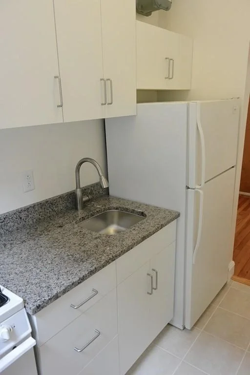 1 bed, 1 bath apartment for rent at 1330 Commonwealth Ave Unit 6, Allston — photo 9 of 18