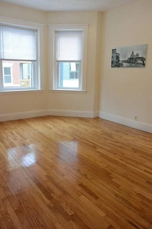 1 bed, 1 bath apartment for rent at 1330 Commonwealth Ave Unit 6, Allston — photo 4 of 18