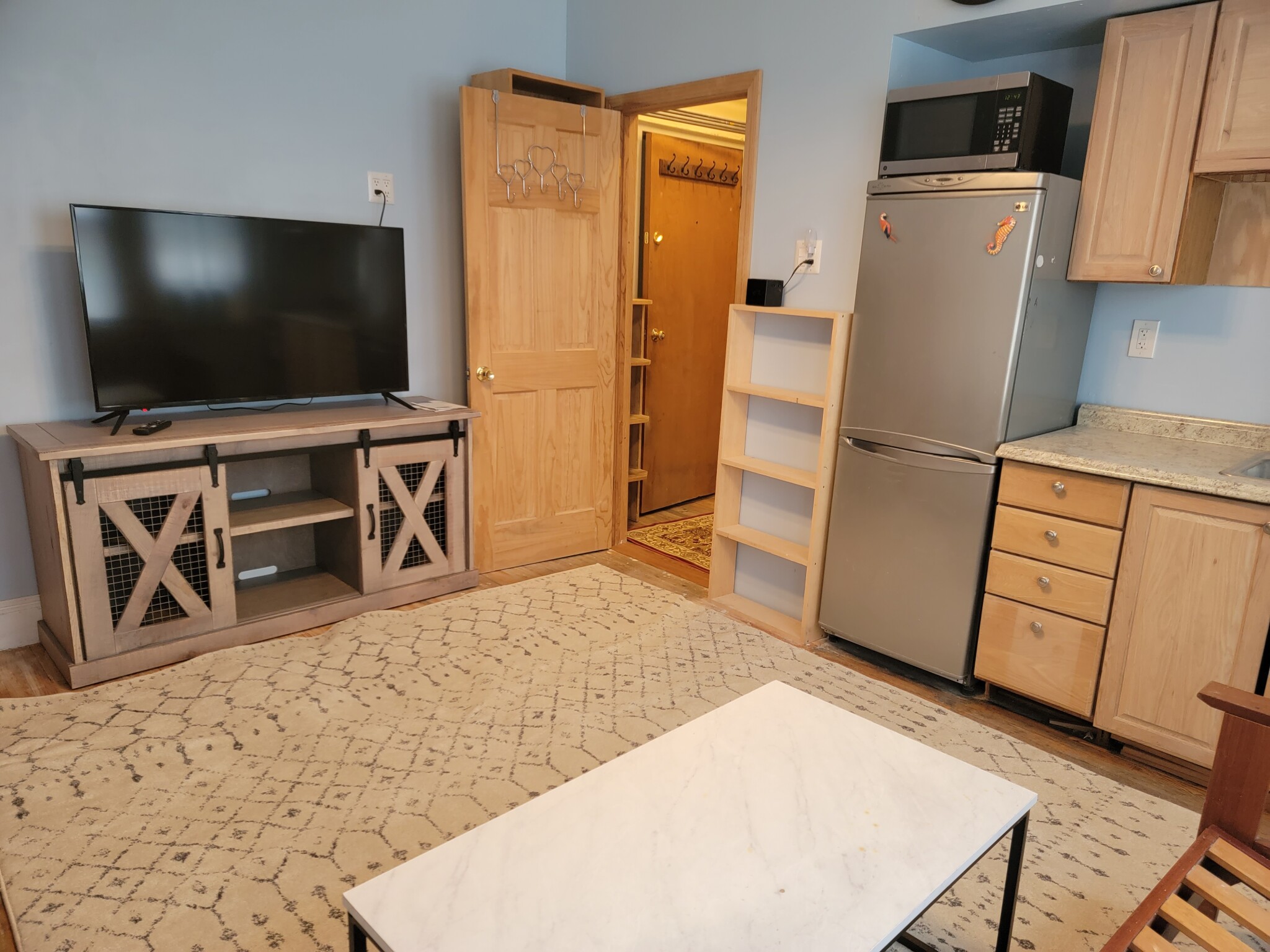 Studio bed, 1 bath apartment for rent at 1330 Commonwealth Ave Unit 8, Brighton — photo 3 of 6