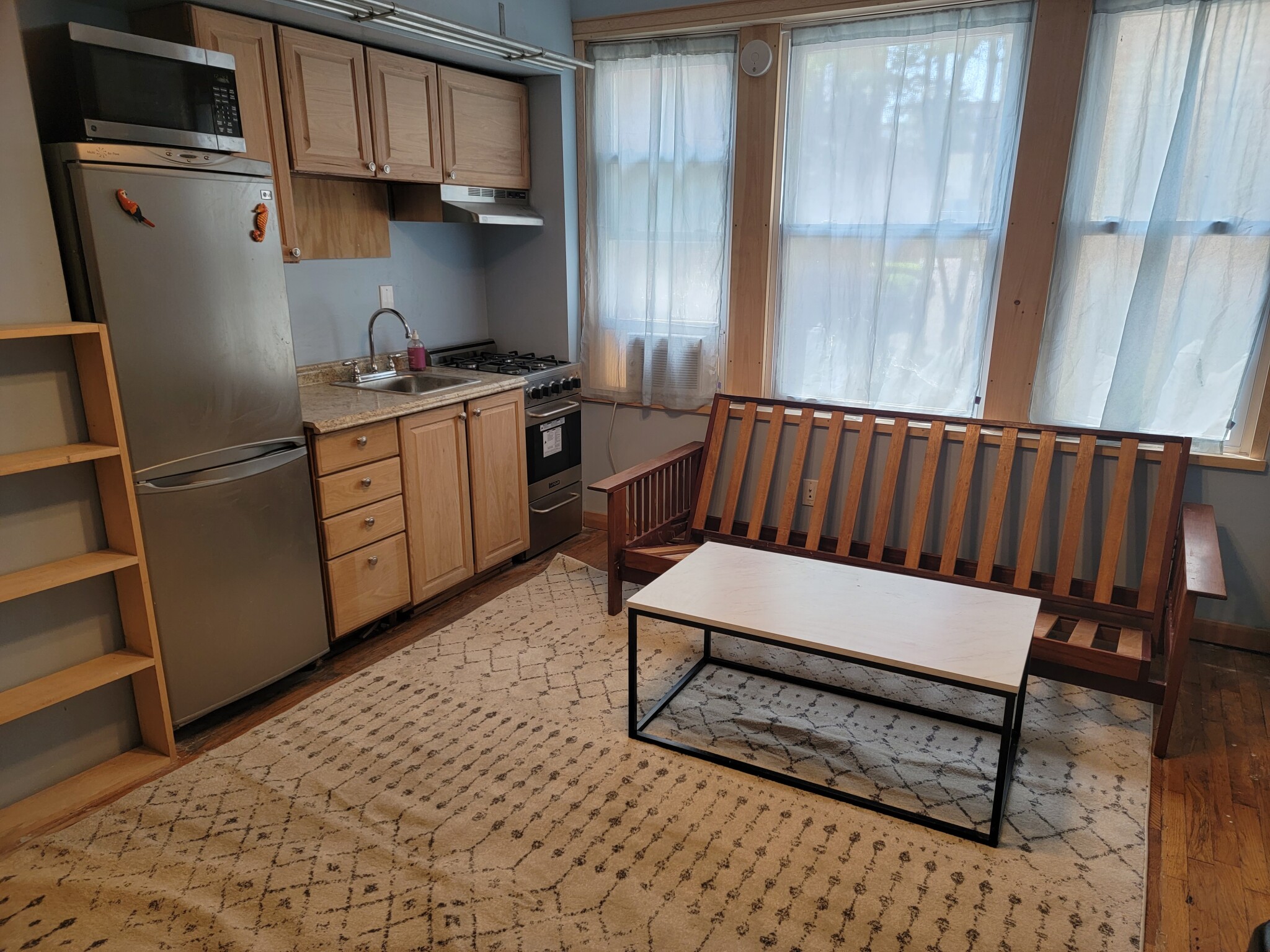 Studio bed, 1 bath apartment for rent at 1330 Commonwealth Ave Unit 8, Brighton — photo 2 of 6