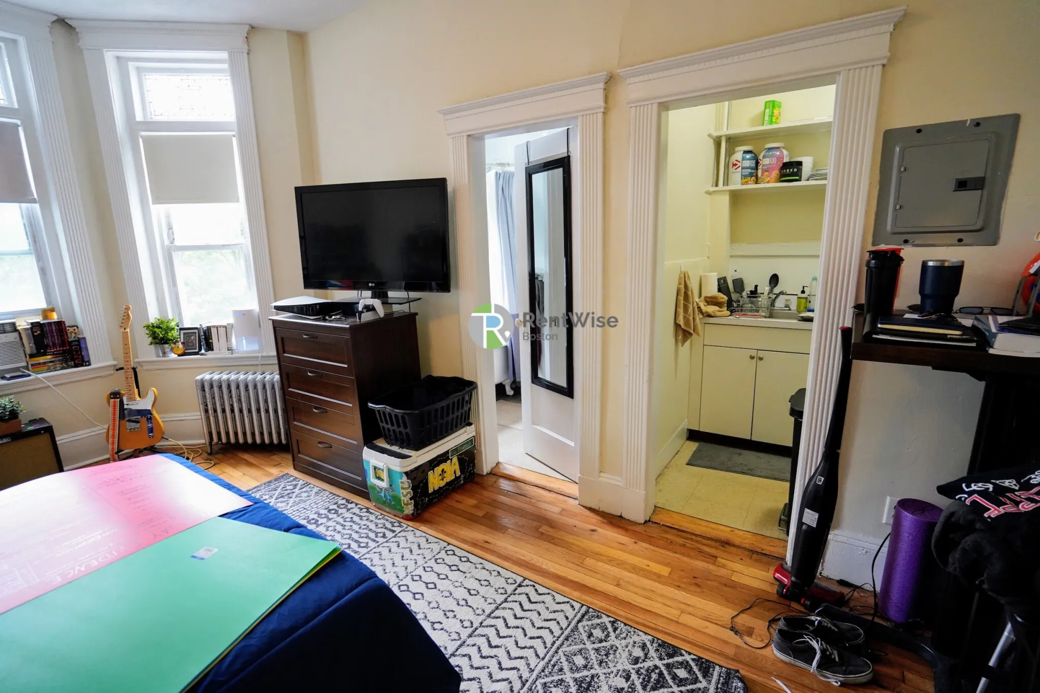Studio bed, 1 bath apartment for rent at 1334 Commonwealth Ave Unit 1, Allston — photo 6 of 18
